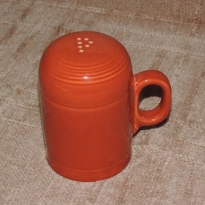 Fiesta Retired Paprika Range-Top Pepper Shaker